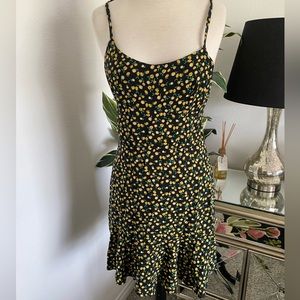 Black adjustable strap Wild Fable dress with yellow lemon pattern, size S.
